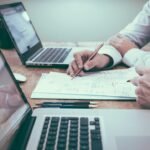 Planejamento de investimento e estratégia de tráfego pago
