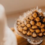 Brigadeiros em uma banca de sobremesas